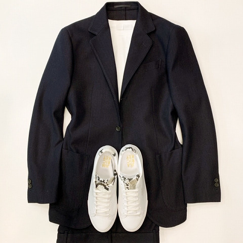 12480A42-CA18-4BBA-A9B6-68FD89831965