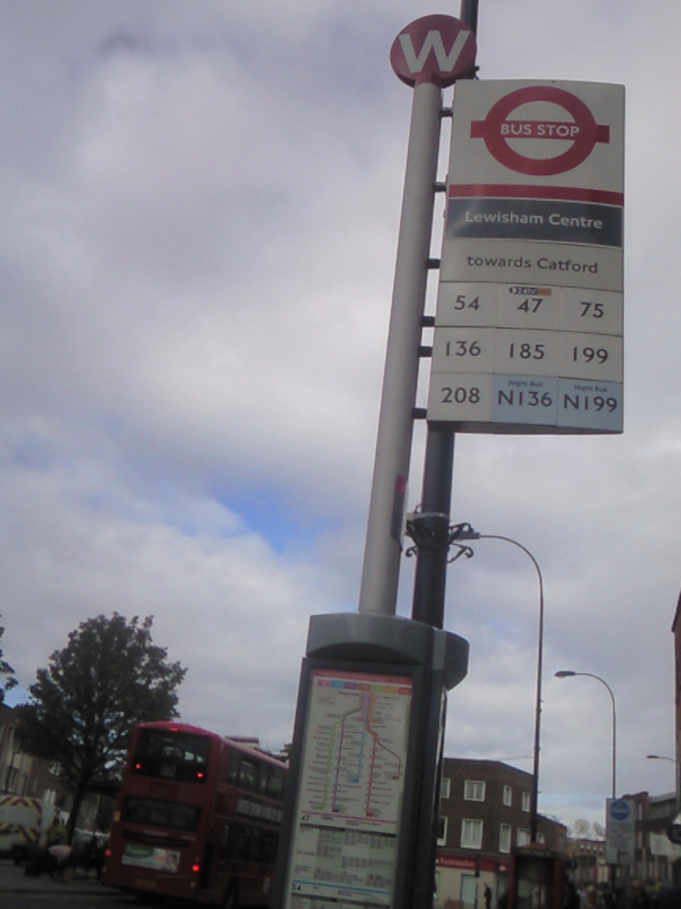 ロンドン(穴場)タダガイド写真編 London photo guide blog(NEMY)
下町ルイシャム(Lewisham)-多くの有名人を輩出した町
コメント