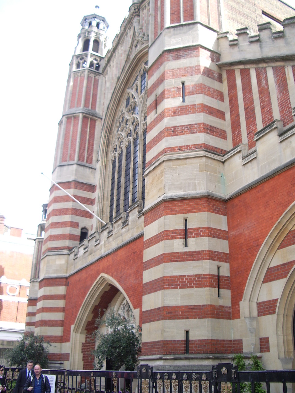 ロンドン高級住宅街 チェルシー Chelsea スローンスクエア Sloane Square 散策まとめ ロンドン 穴場 タダガイド写真編 London Photo Guide Blog Nemi ロンドン高級住宅街 チェルシー Chelsea スローンスクエア Sloane Square 散策まとめ ロンドン 穴場 タダガイド写真編 London Photo Guide Blog Nemi
