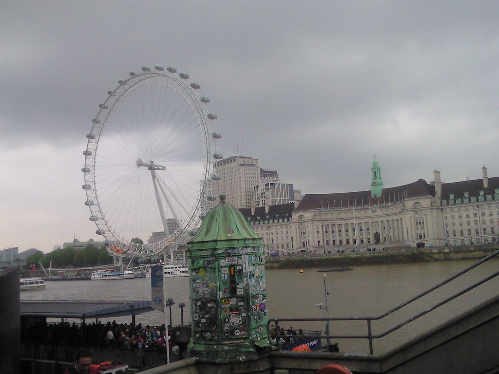 ﾛﾝﾄﾞﾝ観覧車ﾛﾝﾄﾞﾝｱｲ天空ﾊﾟﾌﾞｵｰﾌﾟﾝ London Eye The Pub Pod 6 4 9 5ﾏﾃﾞ ﾛﾝﾄﾞﾝ 穴場 ﾀﾀﾞｶﾞｲﾄﾞ写真編 London Photo Guide Blog Nemi