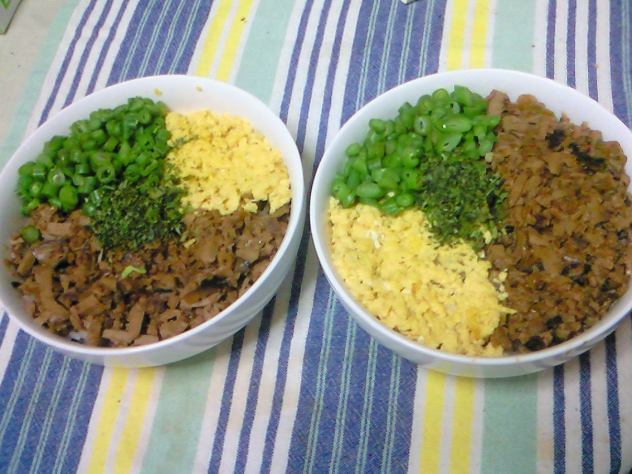 そぼろごはん 手造り 大豆ミートと鳥肉ミックスで Mariの写真日記photo Diary そぼろごはん 手造り 大豆ミートと鳥肉ミックスで Mariの写真日記photo Diary