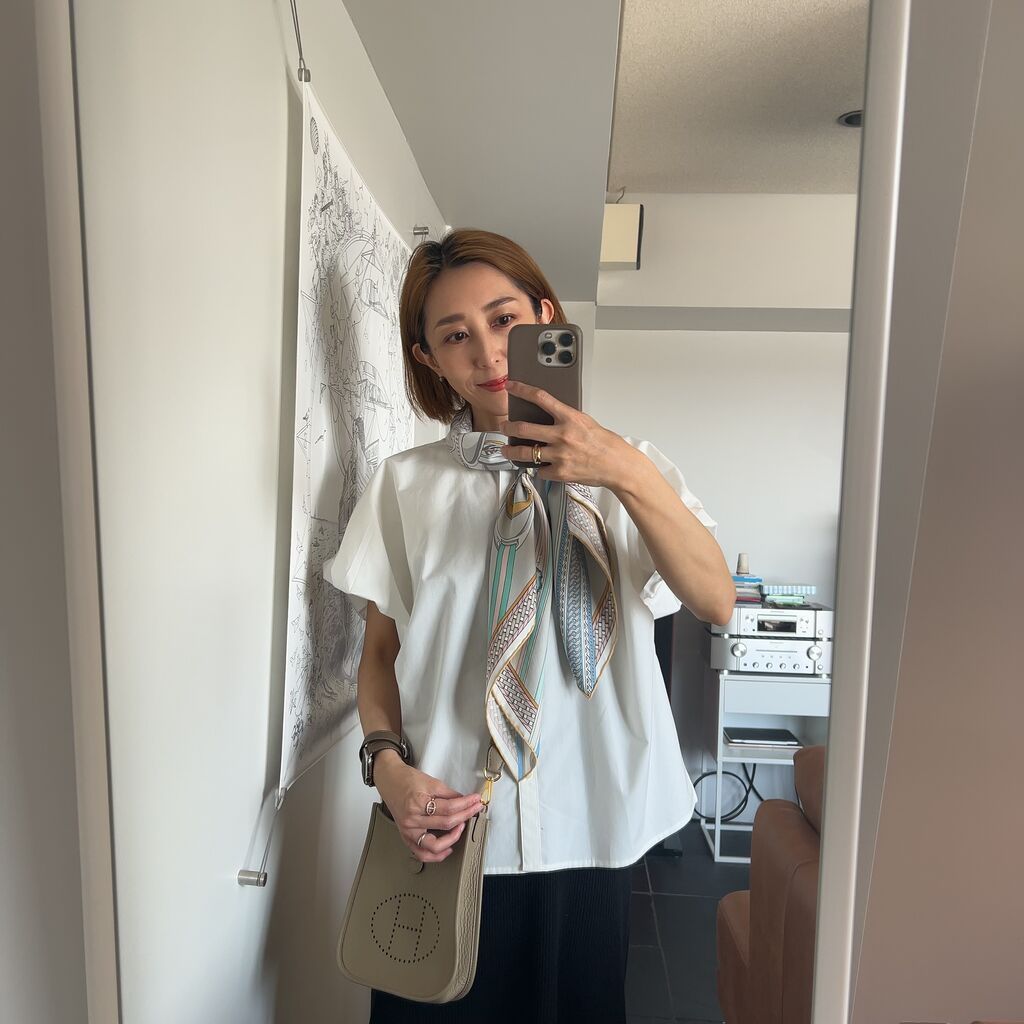 HERMESの洗えるスカーフ「カレウォッシュ」が終売と聞いて。 : 品よく