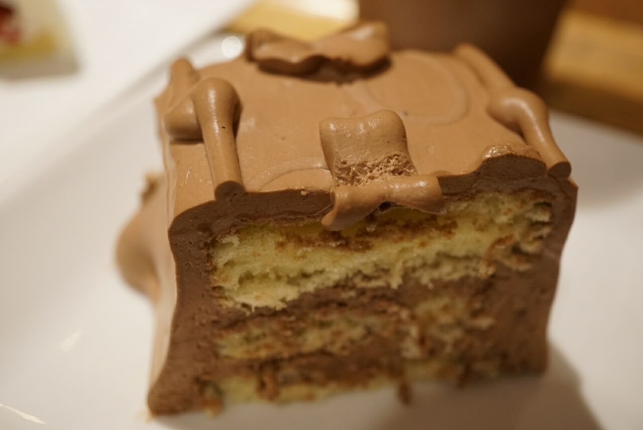 王子 トップスキーズカフェ王子サンスクエア店 全国に６店舗だけ トップスのチョコレートケーキが食べれるキーズカフェ 東京食べ歩きブログ明日どこに行こう