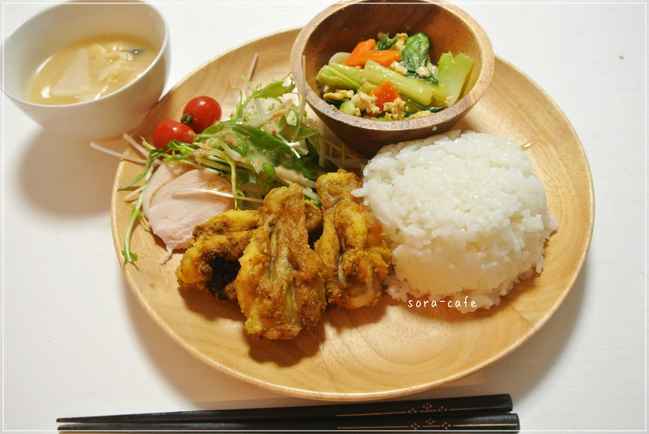 手羽元でワンプレートな晩ご飯っ O そらのおうちカフェごはん