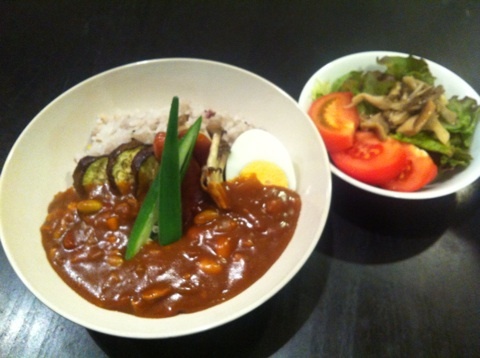 {411A9414-6A19-4120-8A82-5800F8236845:01}