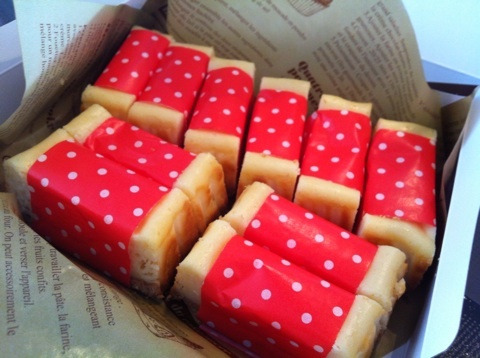 {6FB7DFB9-F2D5-4DBA-BE37-232716AAE30C:01}