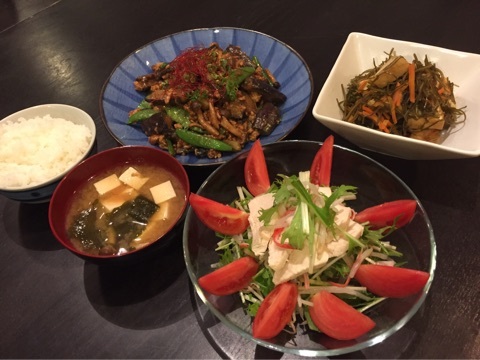 {EBA272C8-0DF7-4F10-8968-CF4CE078766E}