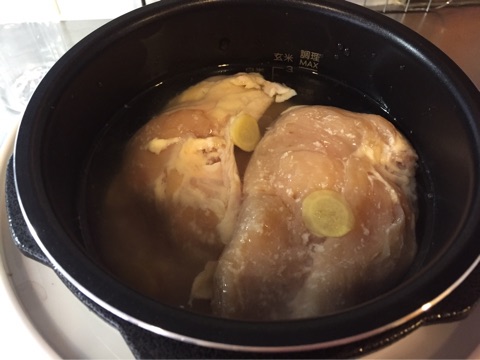 {4D0A586B-C058-47F9-A683-B2D91AEE832F}