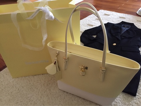 {9982F851-64A8-43A4-9741-8C2F54CABD4B}