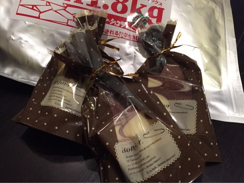 {D72955DF-2F7E-4008-AD5D-5F38598A318D}