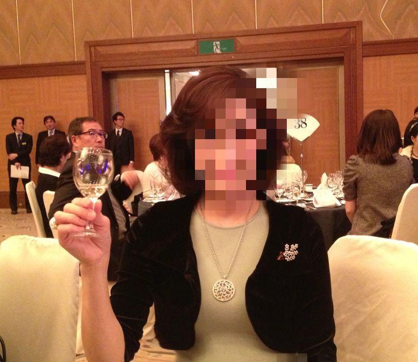 2010年】松田聖子ディナーショー シャンパン&シャンパングラス 30周年