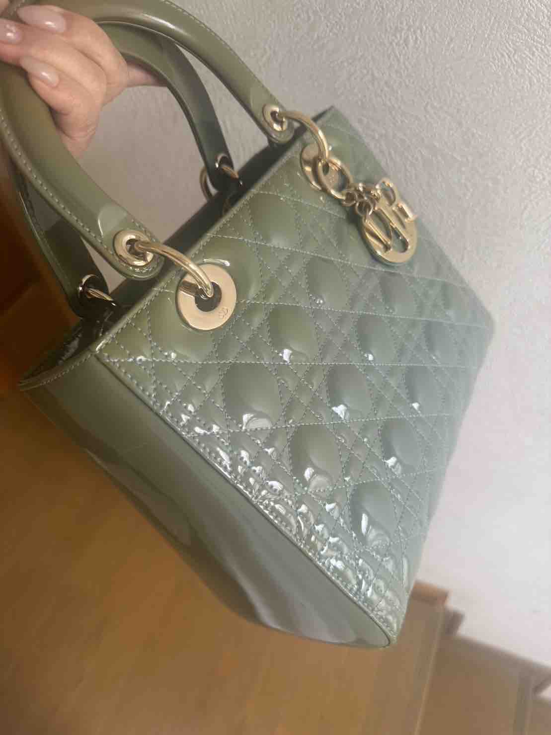 Lady Dior ETHEREAL GREEN エナメル レディディオール エナメルバッグの染め替え : 旅する惑星