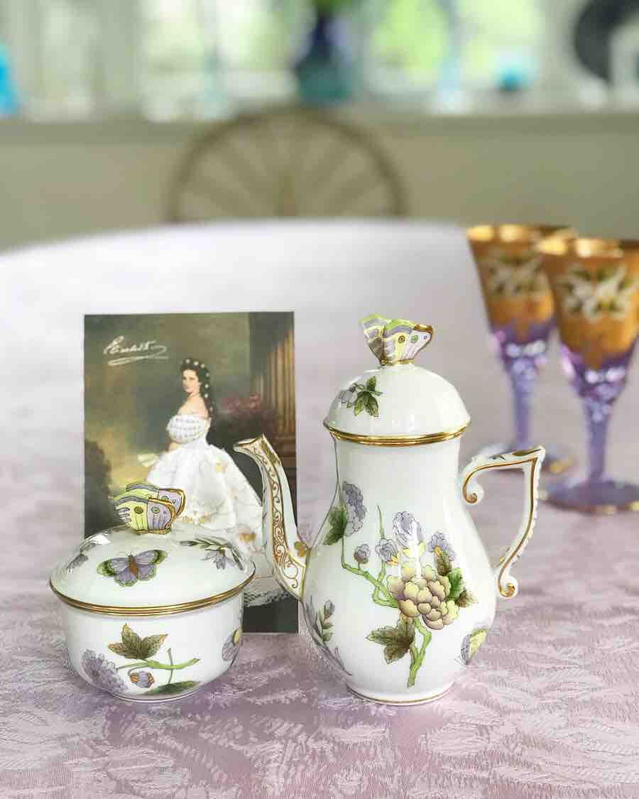 ハンガリーで買ったヘレンドを開けました。 : 旅する惑星