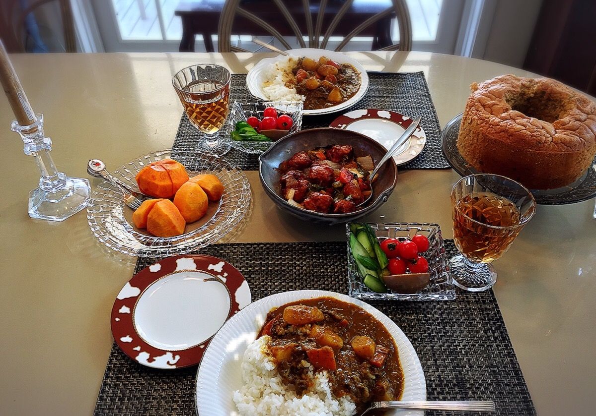 友達と我が家でカレーランチ 旅する惑星