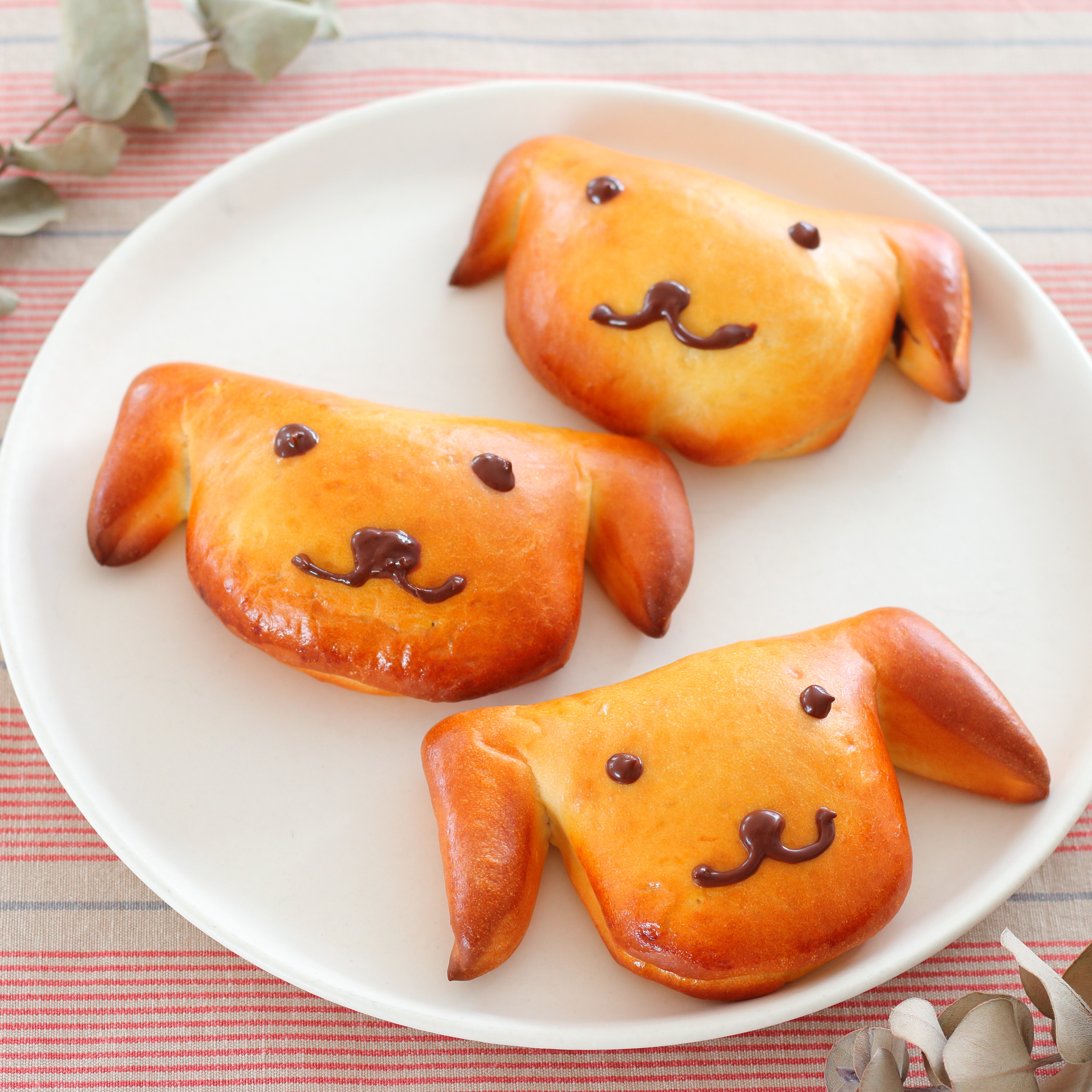 パンレシピ いぬの形のチョコクリームパン 干支18 Marimo Cafe 可愛くて美味しいお菓子レシピ Powered By ライブドアブログ