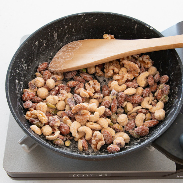 nuts-3