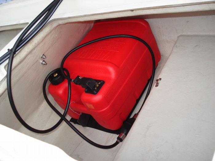 和船17ftと船外機 ヤマハボート 沖縄 マリントラスト店 マリンランド