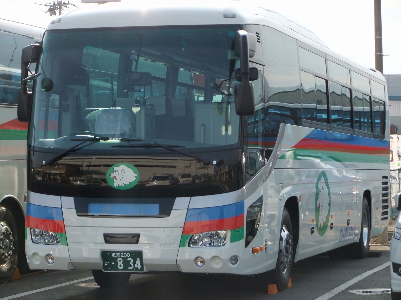 いすゞ自動車ガーラLKG-RU1ESBJ(近江鉄道3743・滋賀200か834) : 近江発