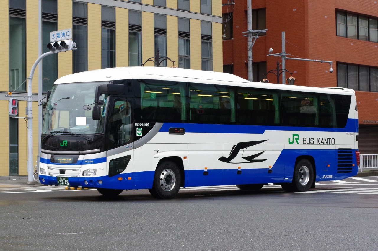 日野・2代目セレガ(ジェイアールバス関東H657-18402・足立200か3848