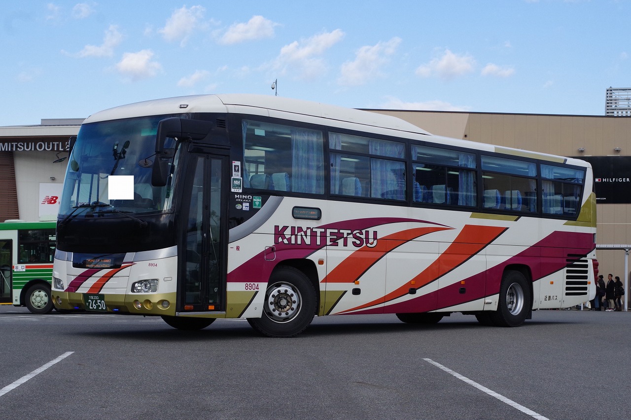 日野・2代目セレガ（近鉄バス8904・大阪200か2650） : 近江発､まりー