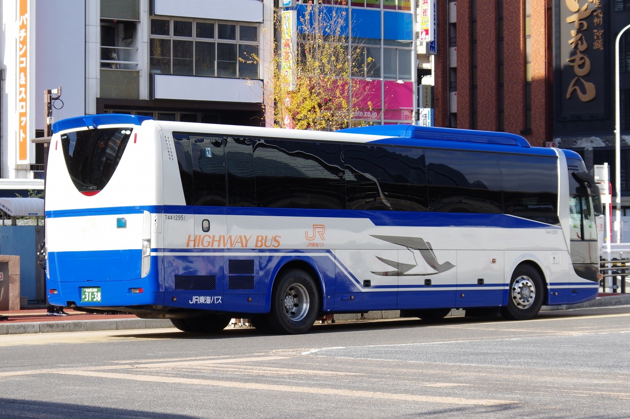 三菱ふそう・エアロエース(ジェイアール東海バス744-12951・名古屋200