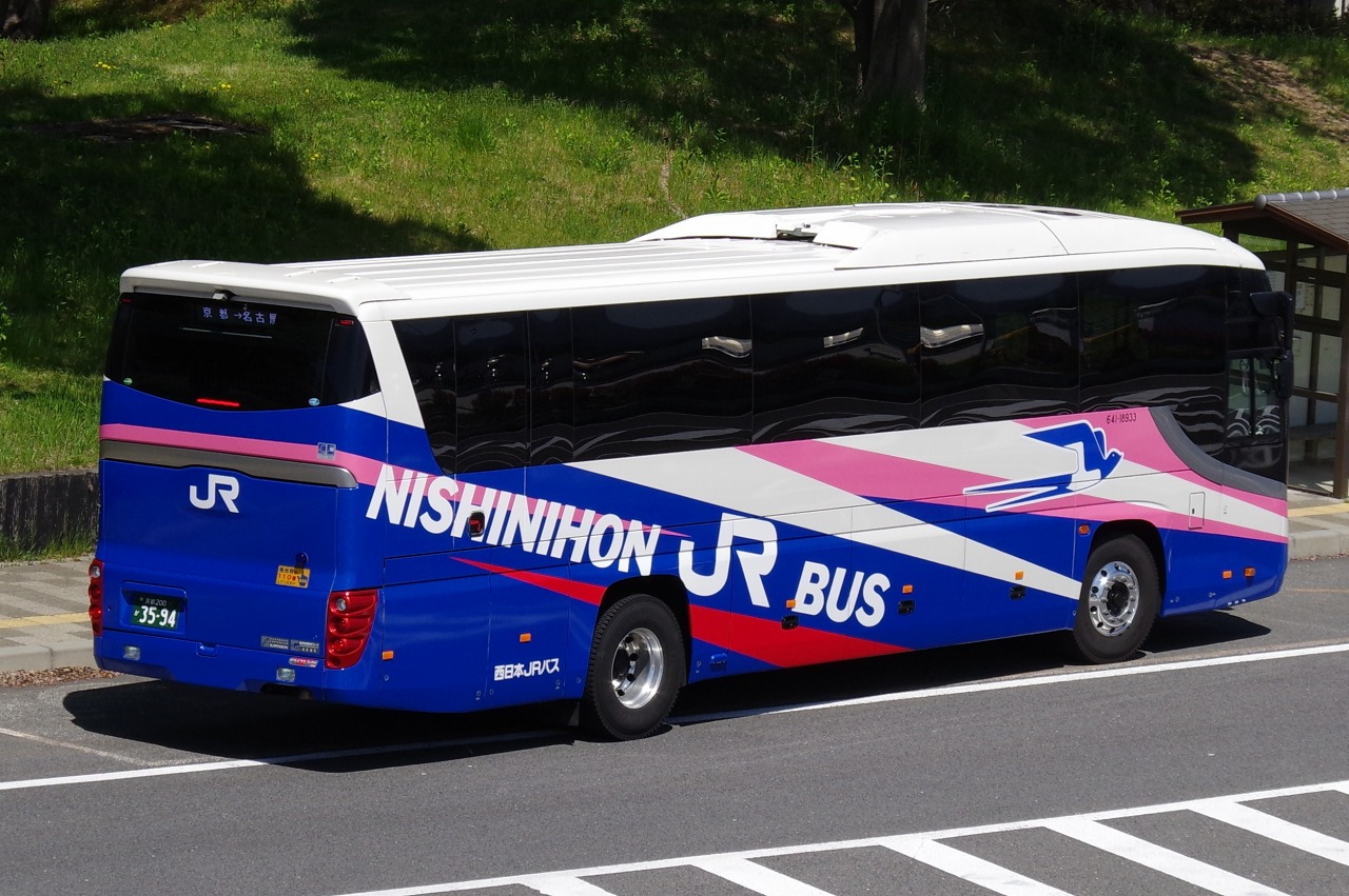 いすゞ・ガーラRU系(西日本ジェイアールバス641-18933・京都200か3594
