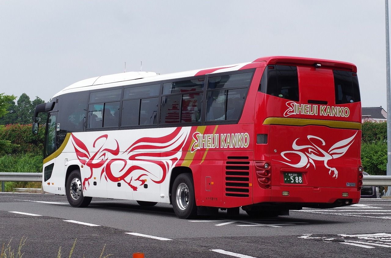 いすゞ・ガーラRU系(永平寺観光・福井200か588) : 近江発､まりーんの道