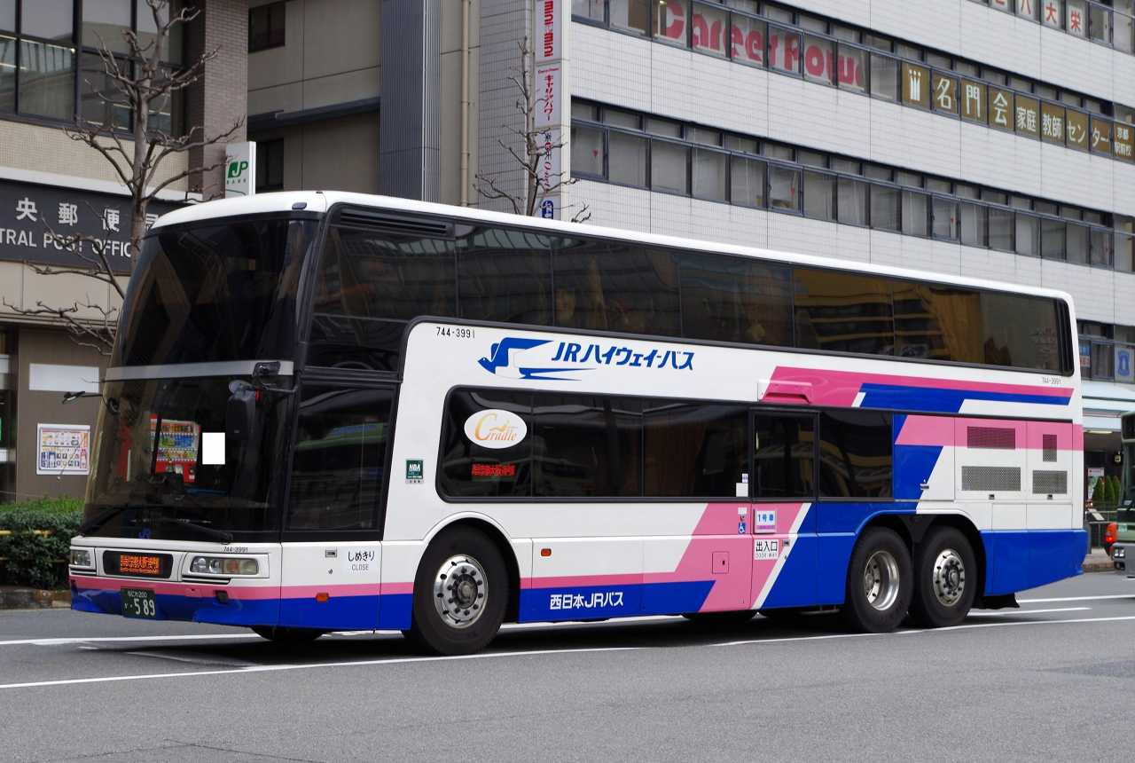 三菱ふそう・エアロキング(西日本ジェイアールバス744-3991・なにわ200