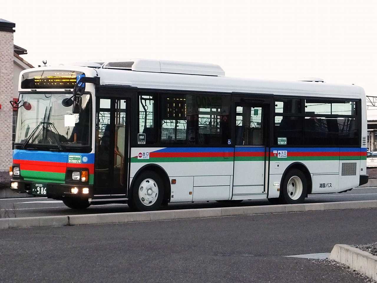 日野・レインボーⅡ(2)(湖国バス・滋賀200か986) : 近江発､まりーんの
