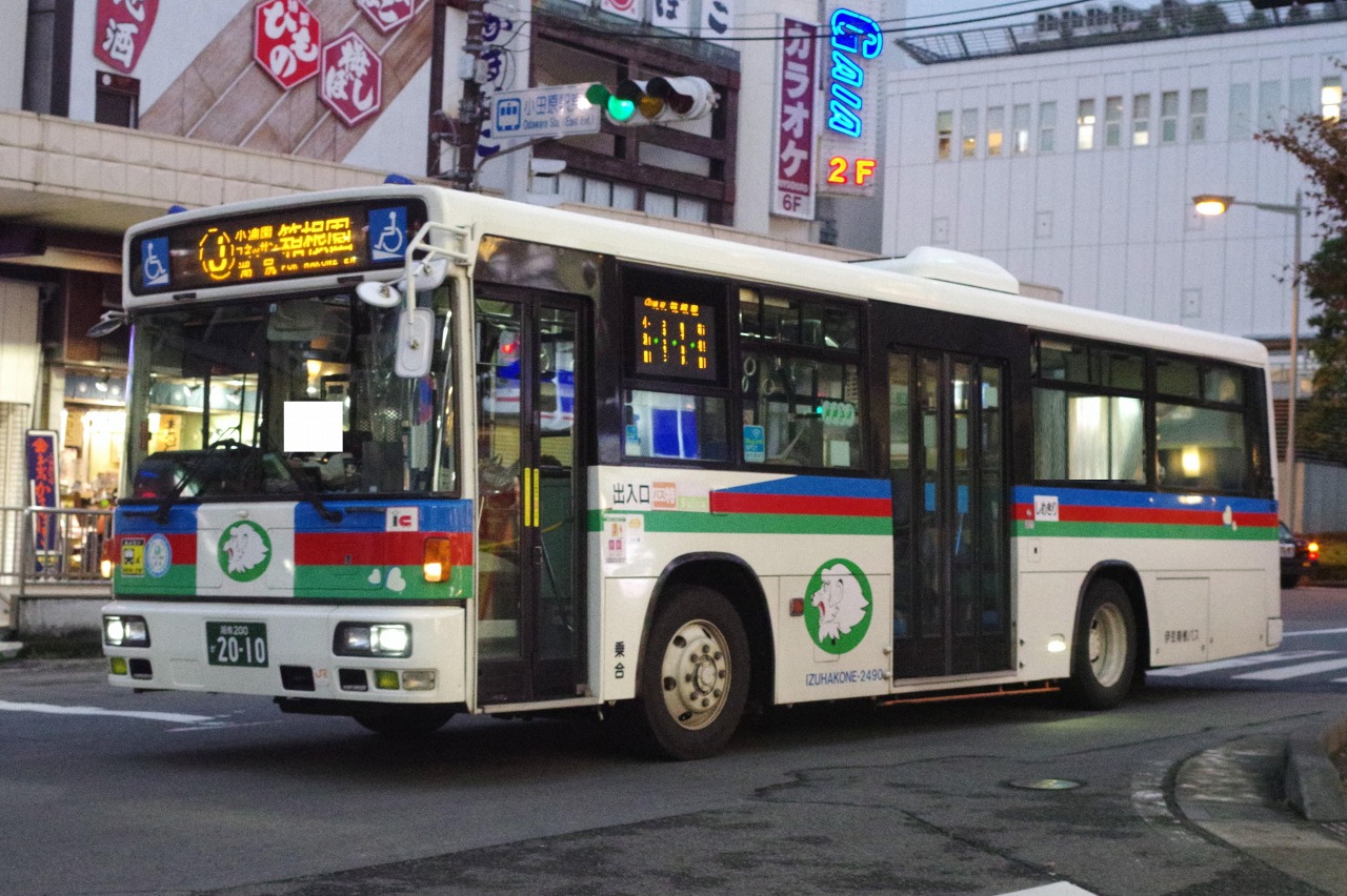 日産ディーゼルUA系+西日本車体工業96MC/B-Ⅰ(1)(伊豆箱根バス2490