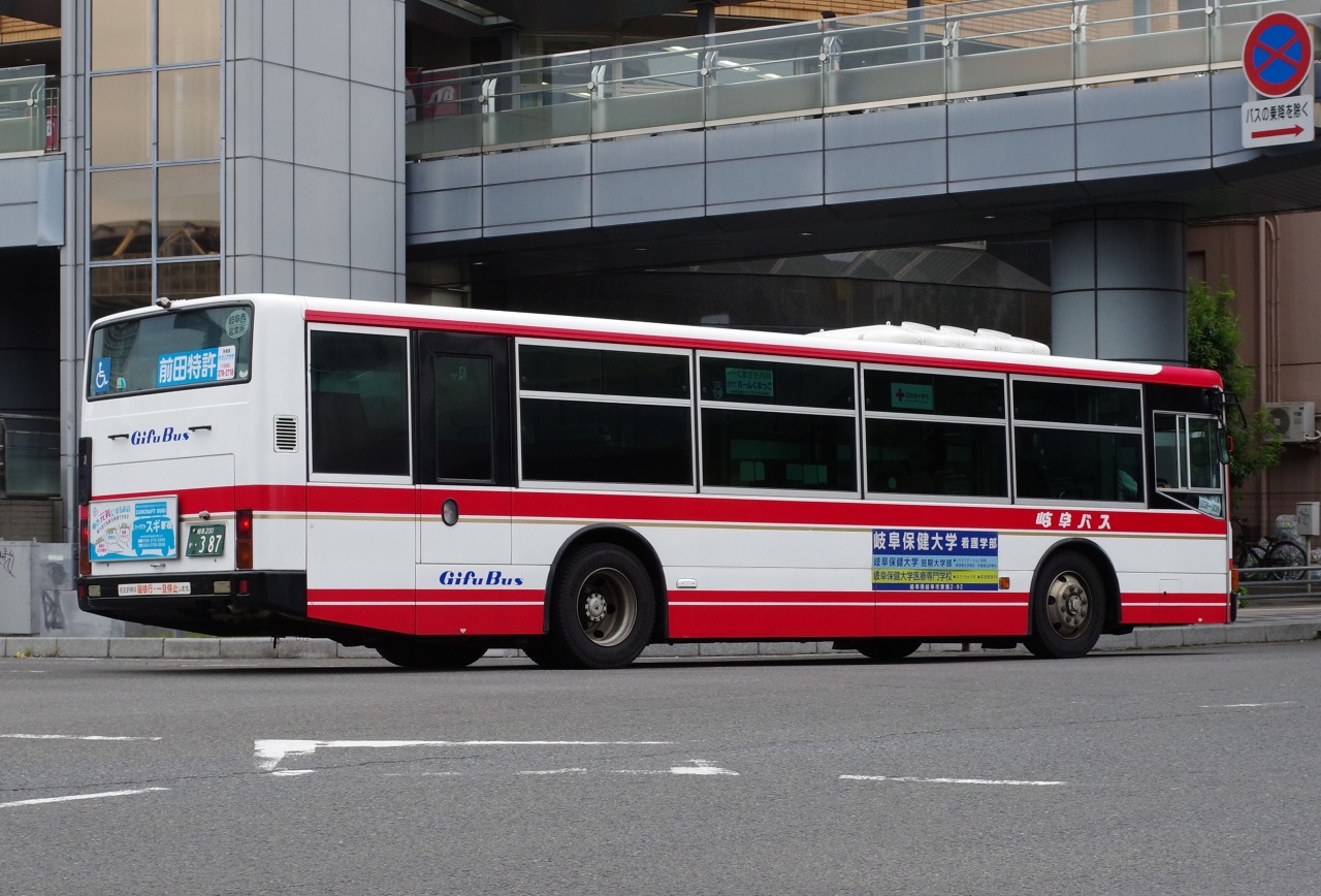 三菱ふそう 2代目エアロスター 岐阜乗合自動車 岐阜0か387 近江発 まりーんの道が続く限り