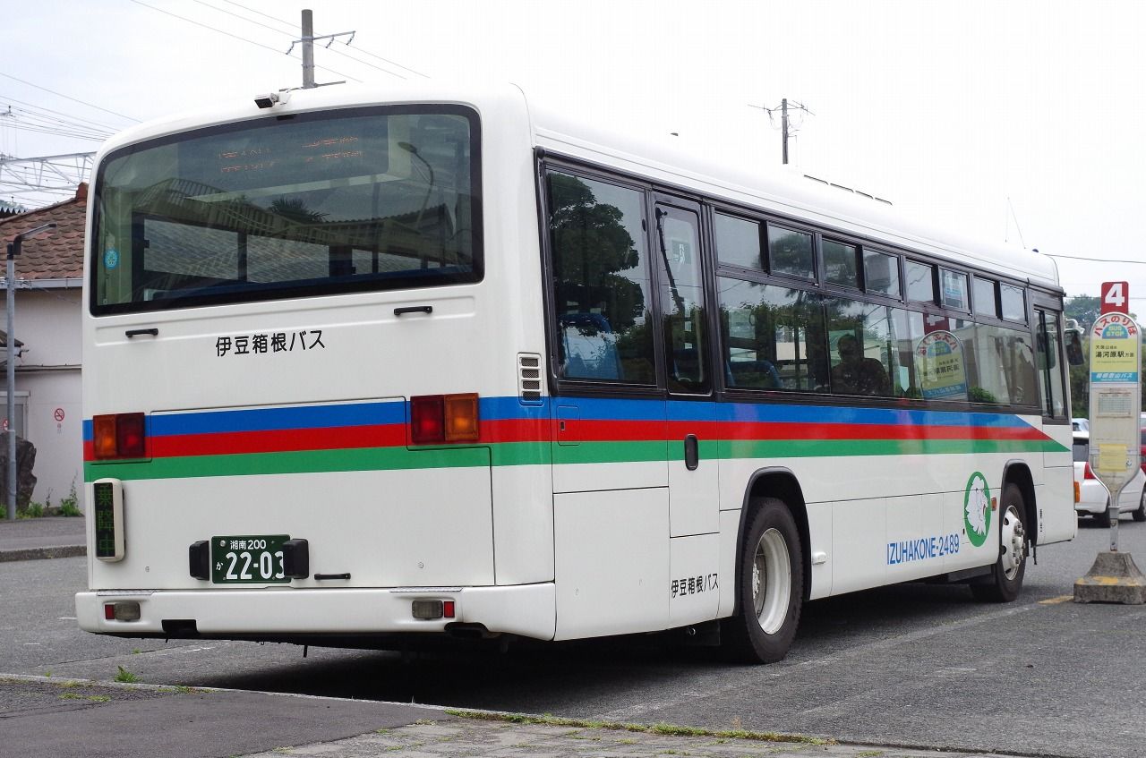 いすゞ・初代エルガ(伊豆箱根バス2489・湘南200か2203) : 近江発､ま