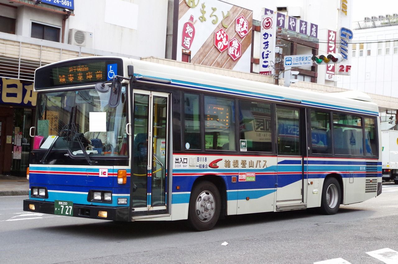 イマジン バスコレ改造 箱根登山鉄道バスタイプ 旧塗装 日野RE