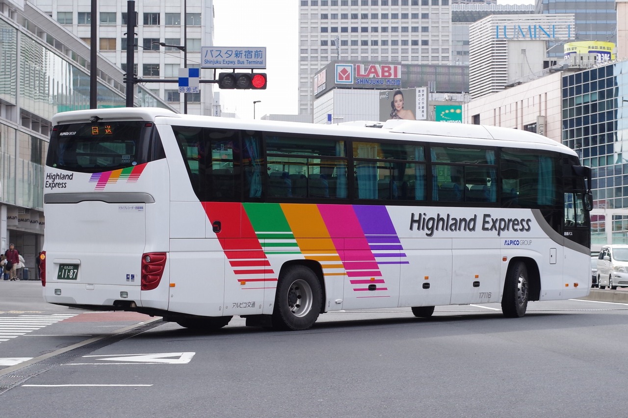 いすゞ・ガーラRU系(アルピコ交通7116・松本200か1187) : 近江発､ま