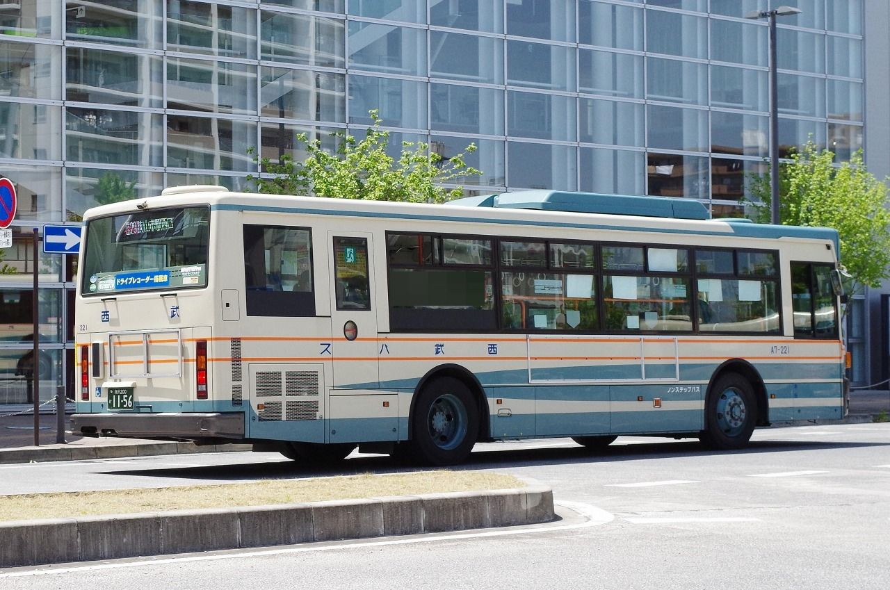 日産ディーゼル・スペースランナーRA系(西武バスA7-221・所沢200か1156
