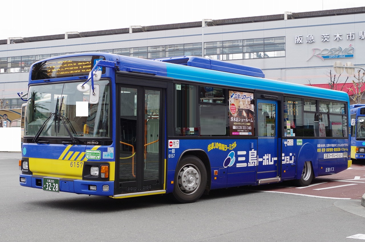 日野ブルーリボンII ノンステップバス 1/32スケール Amazon.co.jp: アオシマ バスシリーズ 1/32 大阪市交通局バス 日野