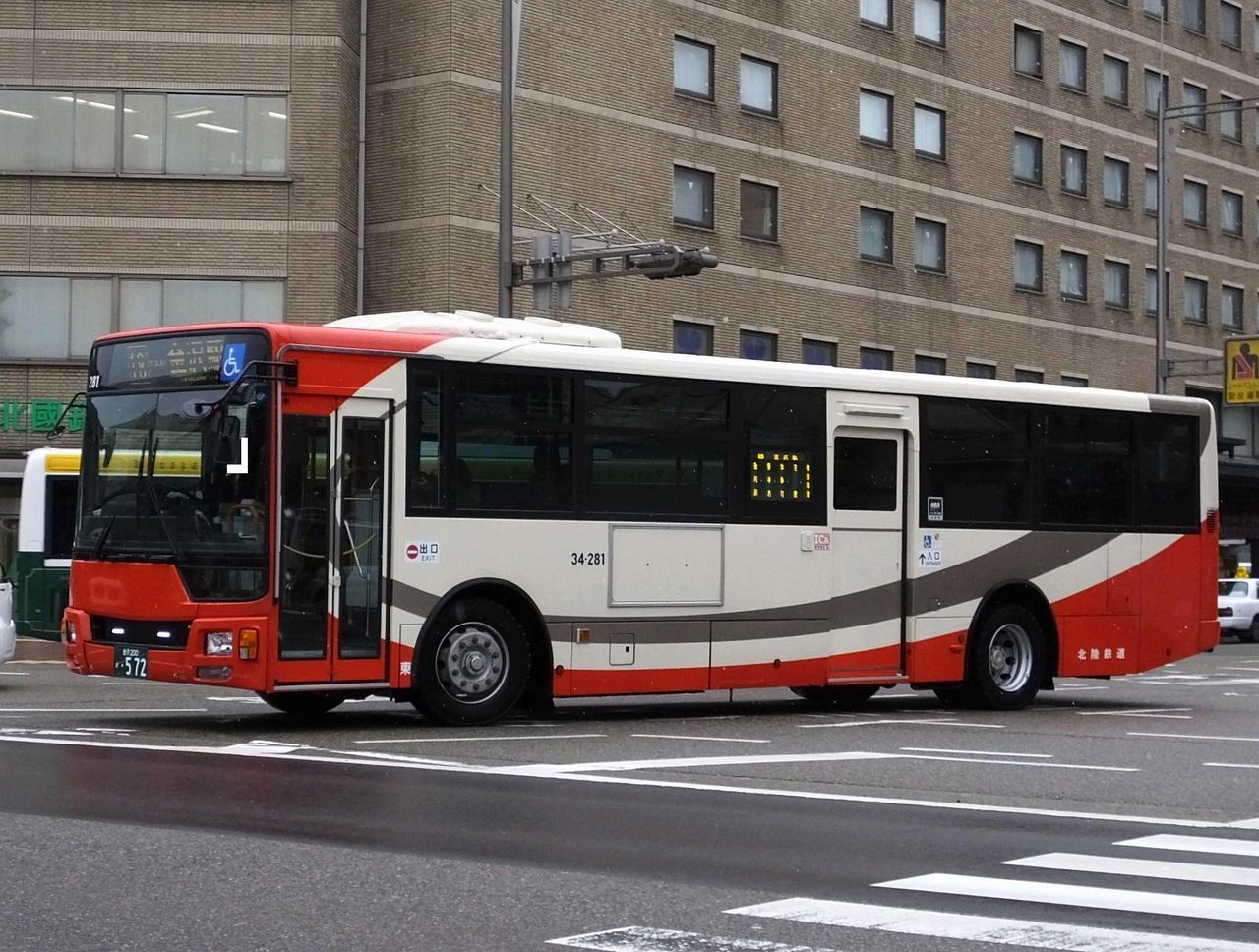 1/80 アドウィング 北陸鉄道バス　三菱ふそうエアロスター　北鉄バス 美品 アドウィング 1/80 スケール 北陸鉄道バス 三菱ふそう