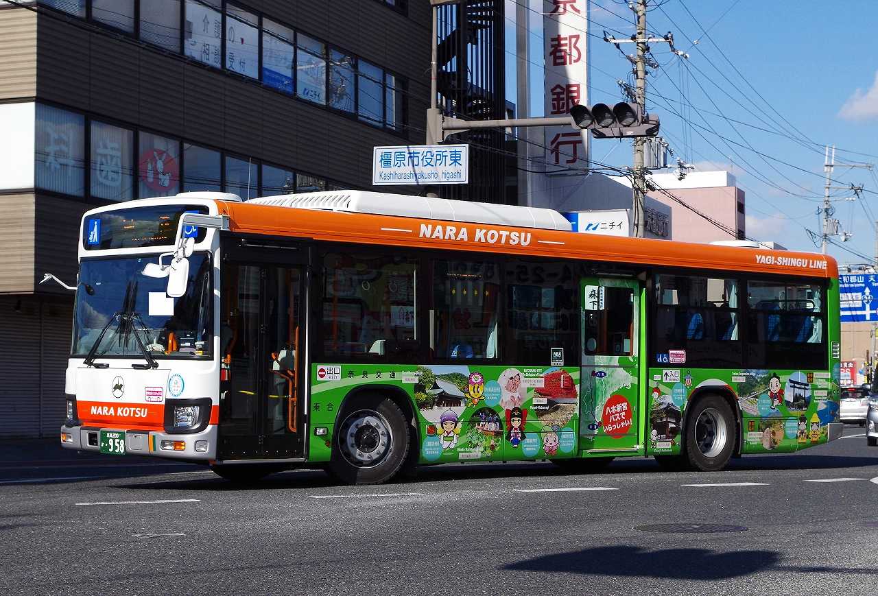 日野・ブルーリボンKV290系(奈良交通・奈良200か958/奈良200か961