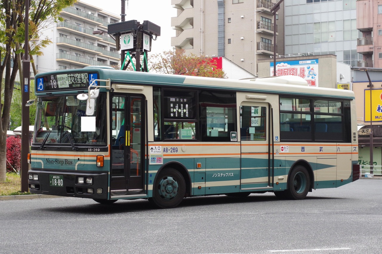 日産ディーゼル・スペースランナーRM系+西日本車体工業96MC(西武バス