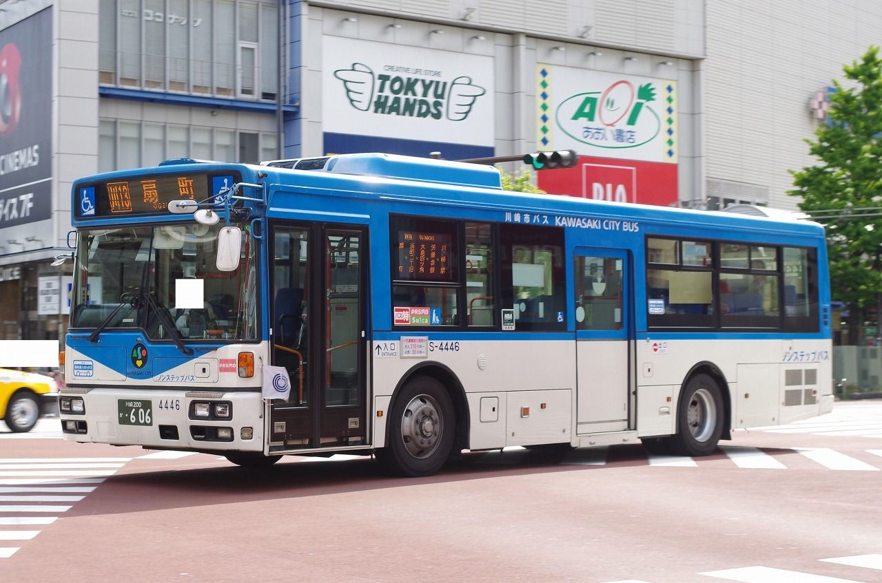 日産ディーゼル・スペースランナーRA系(川崎市交通局4446・川崎