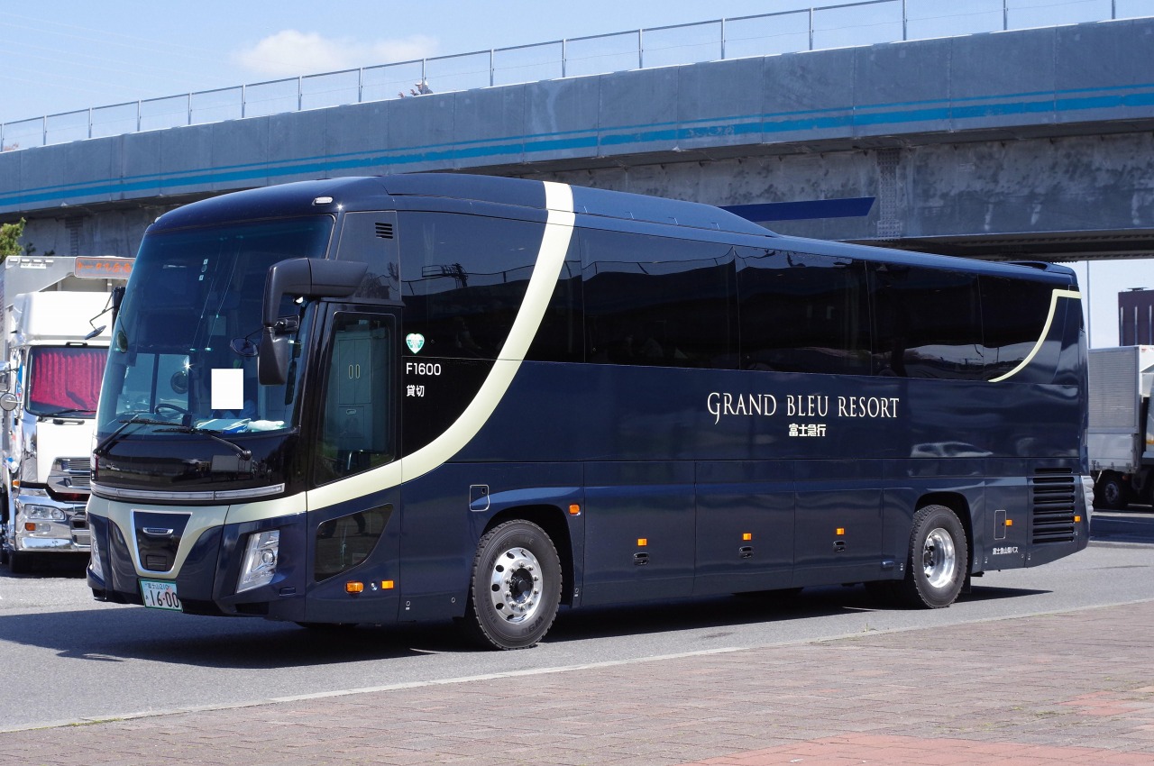 中古】1／43 日野自動車特注 グランブルーリゾート富士急行バス[24