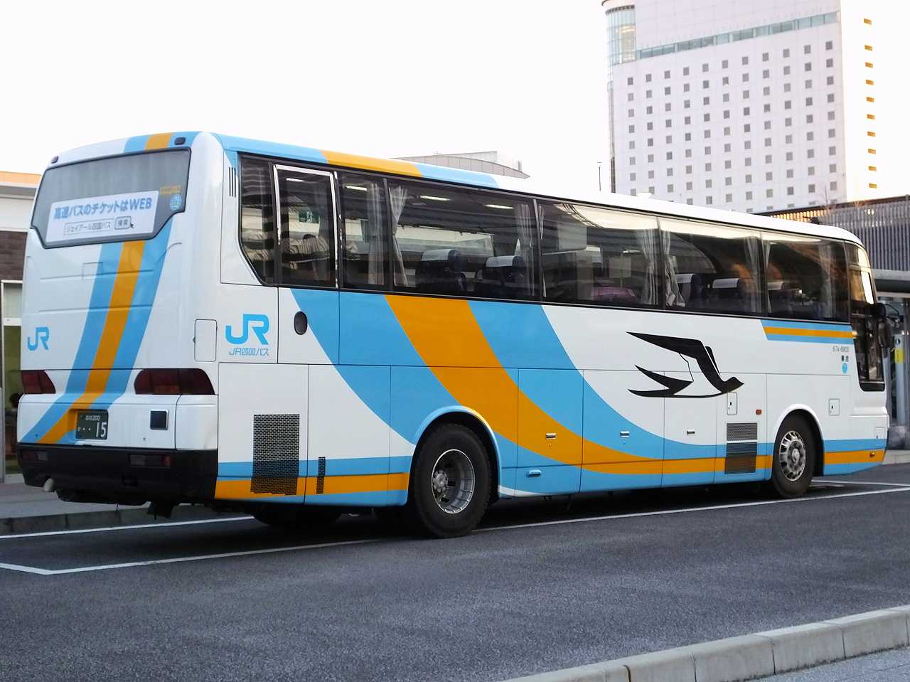 三菱ふそう・エアロクィーンⅠ(1)(ジェイアール四国バス674-8903・高知