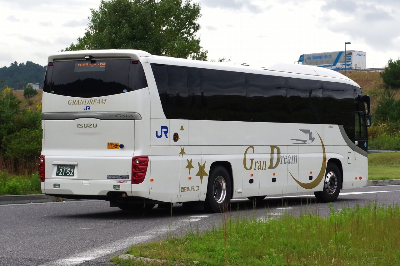 いすゞ ガーラru系 西日本ジェイアールバス641 16932 なにわ200か2152 近江発 まりーんの道が続く限り
