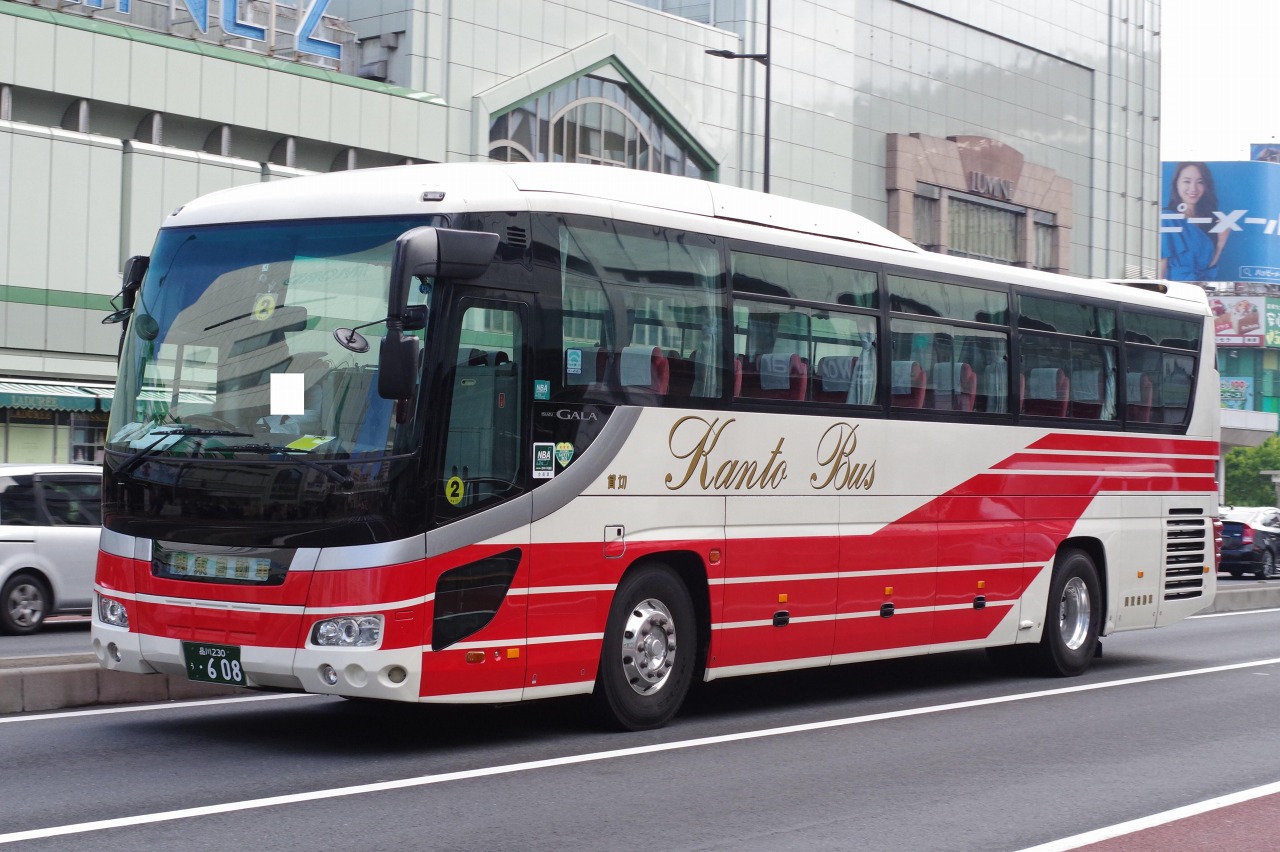 いすゞ・ガーラRU系(関東自動車・品川230う608) : 近江発､まりーんの道