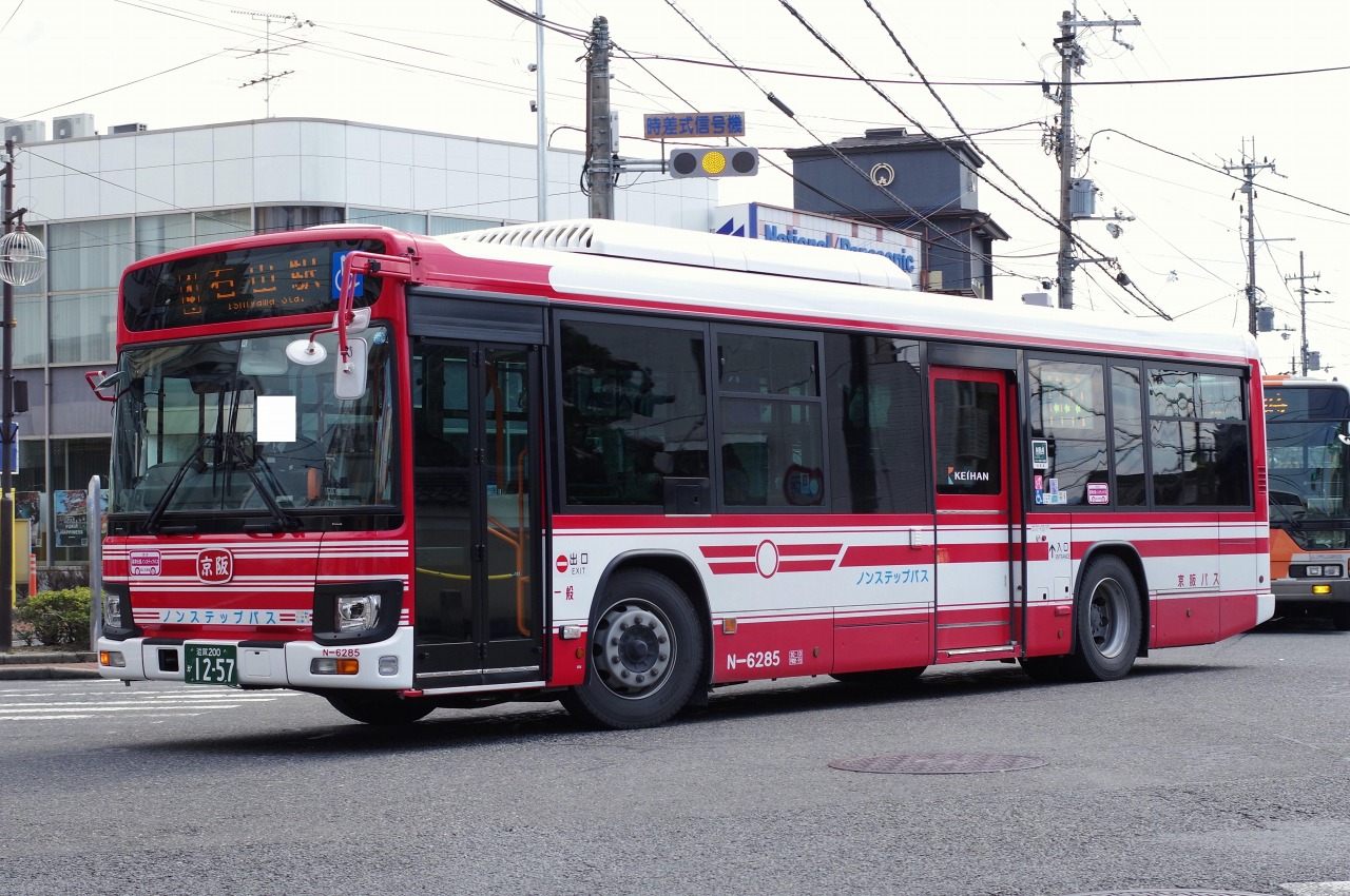 いすゞ・2代目エルガ(京阪バスN-6285・滋賀200か1257) : 近江発､まりー