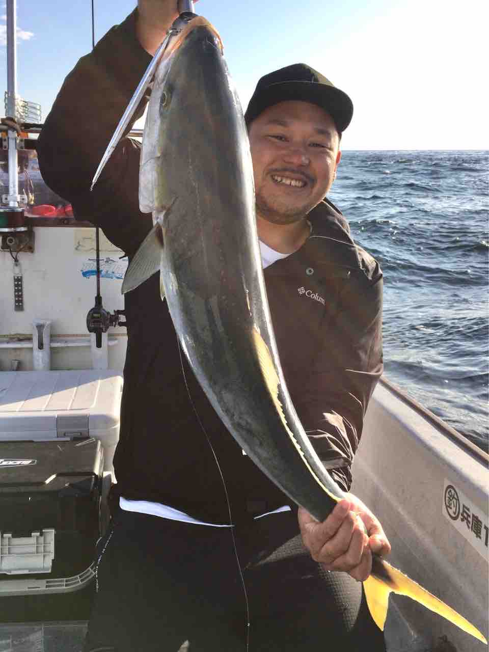 青物ジギング ブリ86cm 大阪湾 ジギング キャスティング チャーター船 チャーターボート Mark 1