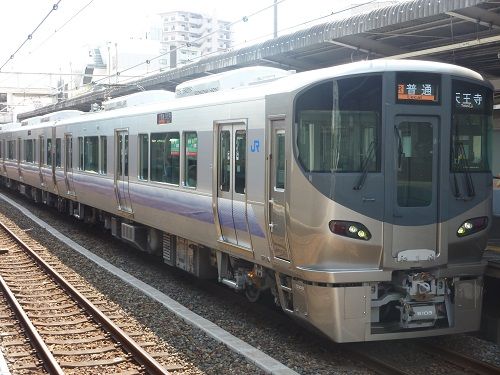 225系化が始まった阪和線普通列車 まぁ くんの乗り物情報日記