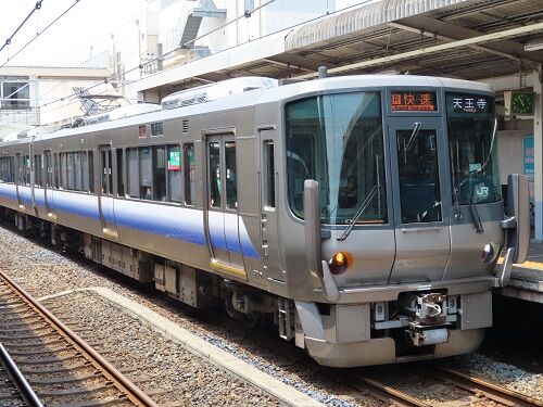 223系0番台の半数の車両がリニューアルを完了 まぁ くんの乗り物情報日記