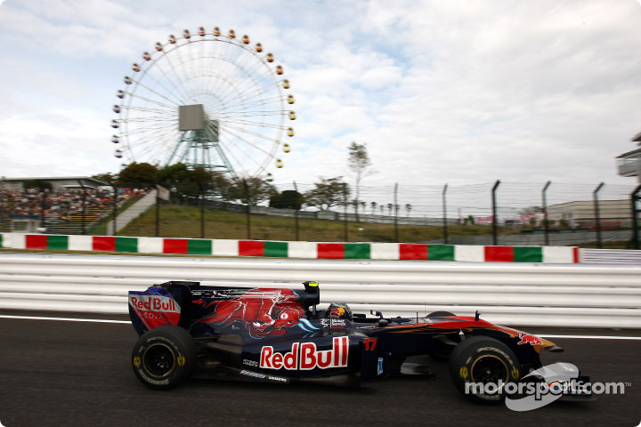 F1各チーム走行写真： 2010年日本、韓国、ブラジルGP