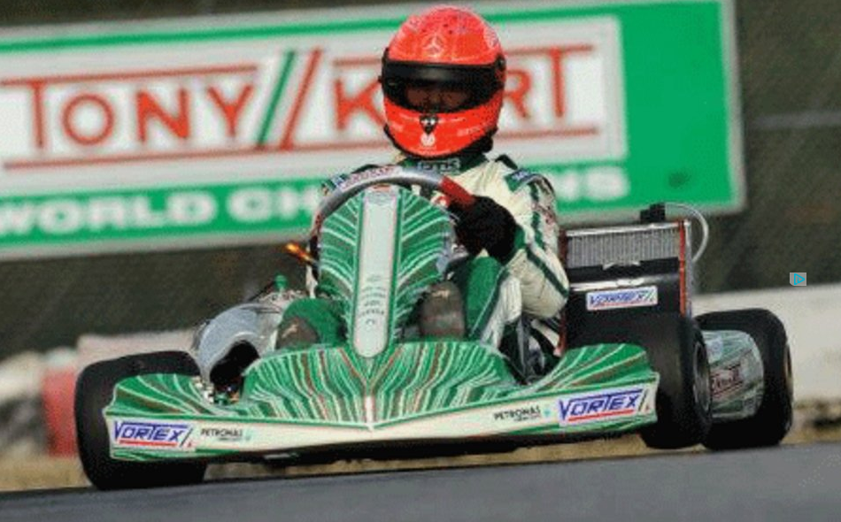 ミハエル・シューマッハ、カート走行テスト動画 : F1通信 ミハエル・シューマッハ、カート走行テスト動画 : F1通信